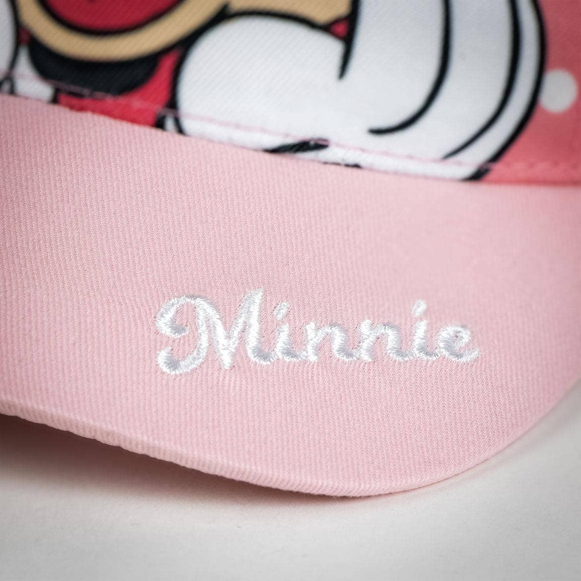 CAPPELLO CON VISIERA CURVA APPLICAZIONI MINNIE