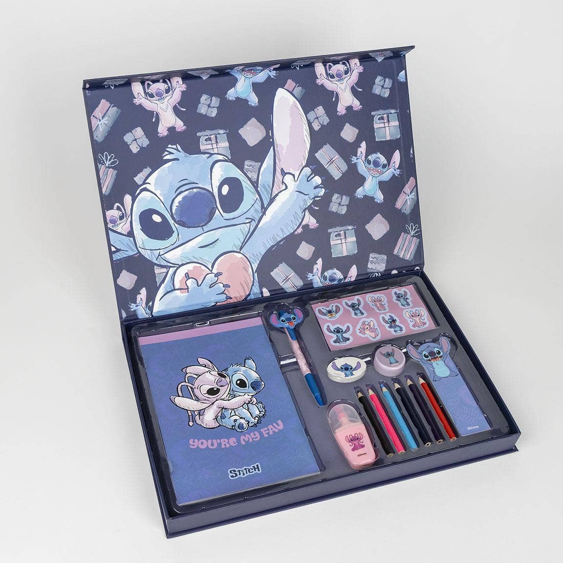SET DI CANCELLERIA STITCH