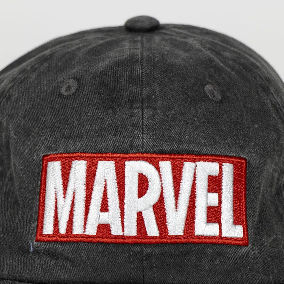 BERRETTO CON VISIERA CURVA MARVEL PER ADULTI